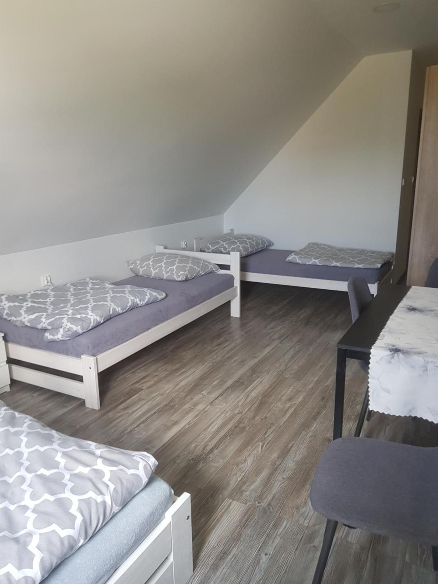 Staś -przy szkole nr 3 w Skawie Skawa Zewnętrze zdjęcie